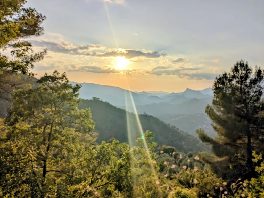 Magnifique vue sur les montagnes du Mercantour